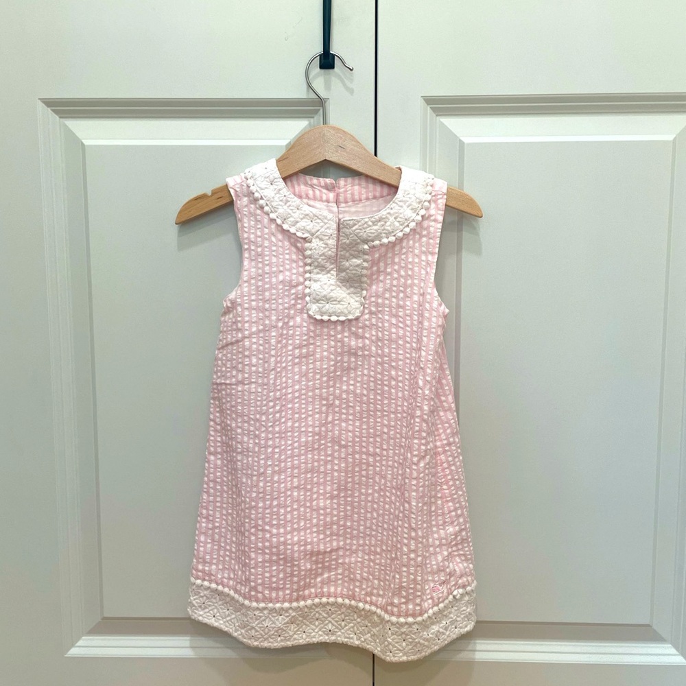 Vineyard Vines seersucker dress. EUC!